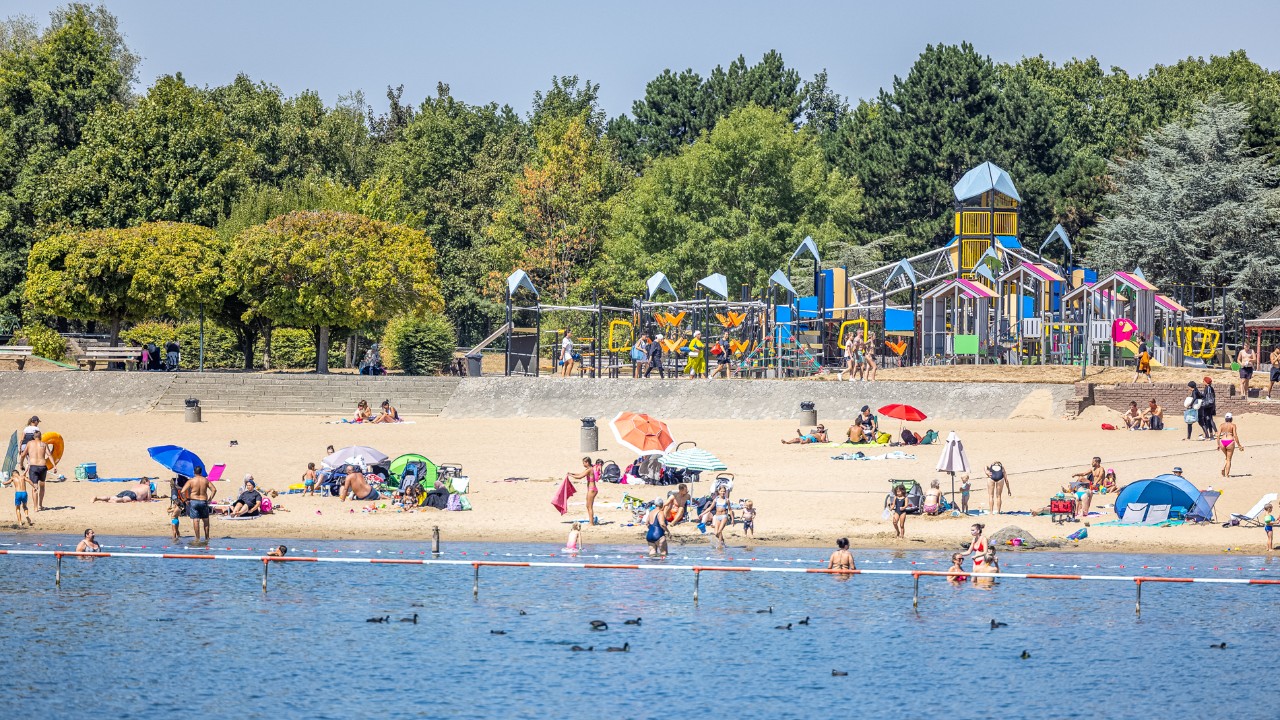strand- en zwemzone in De Ster