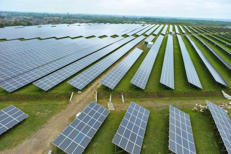 zonnepanelen op de zonneberg