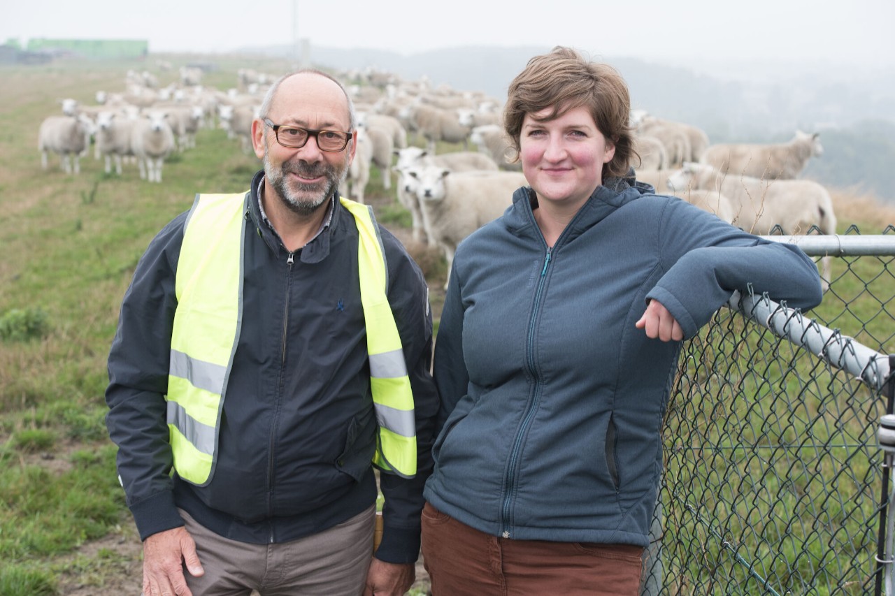 twee vrijwilligers bij Fabriek Energiek