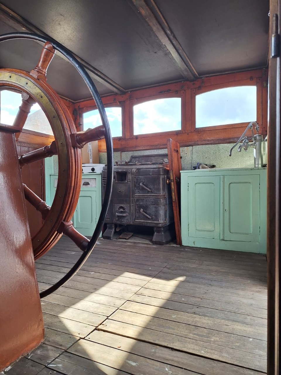 interieur schip Alyv