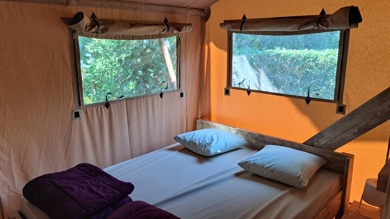 safaritent dubbel bed