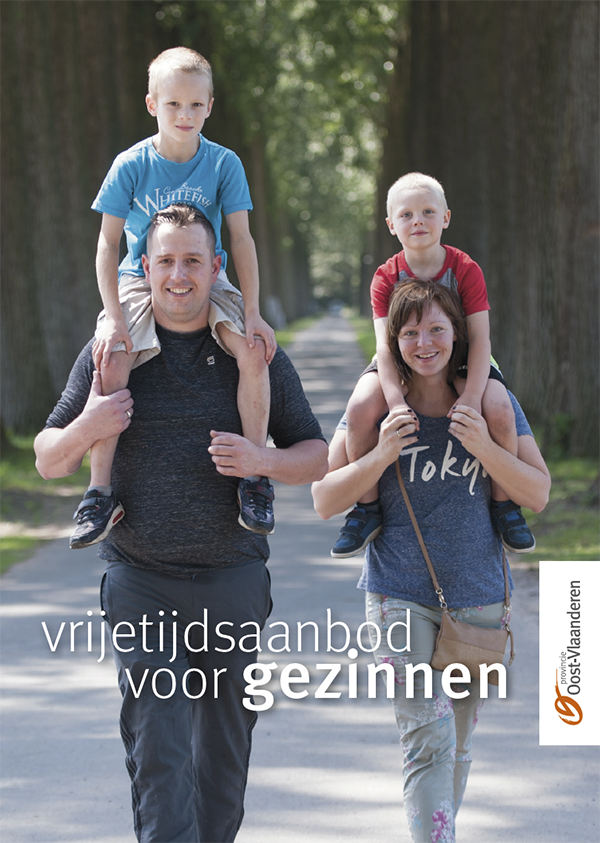 Brochure vrijetijdsaanbod voor gezinnen